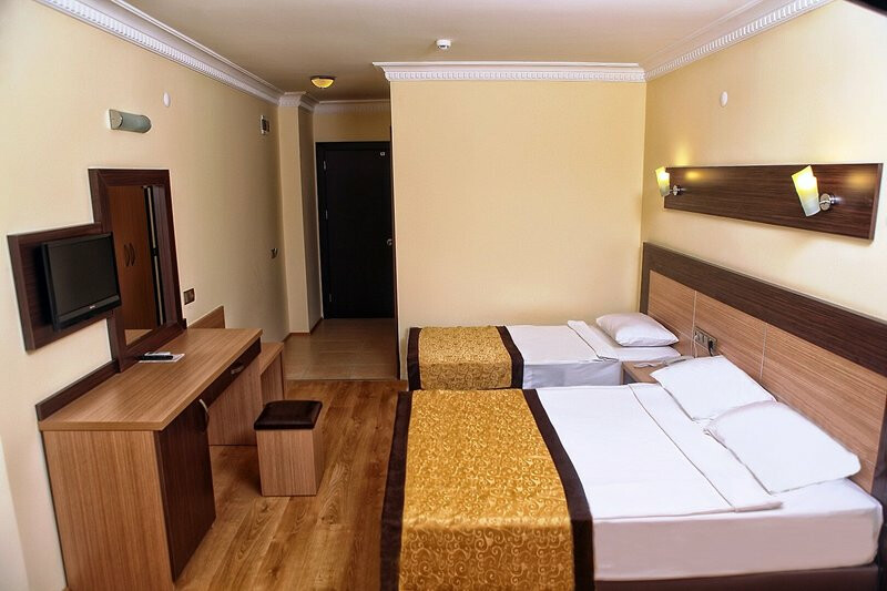 Caretta Beach Hotel 6