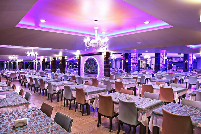 Caretta Beach Hotel 9