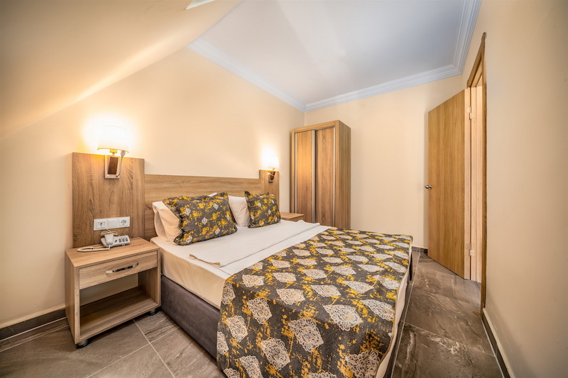 Arsi Paradise Beach Hotel 7