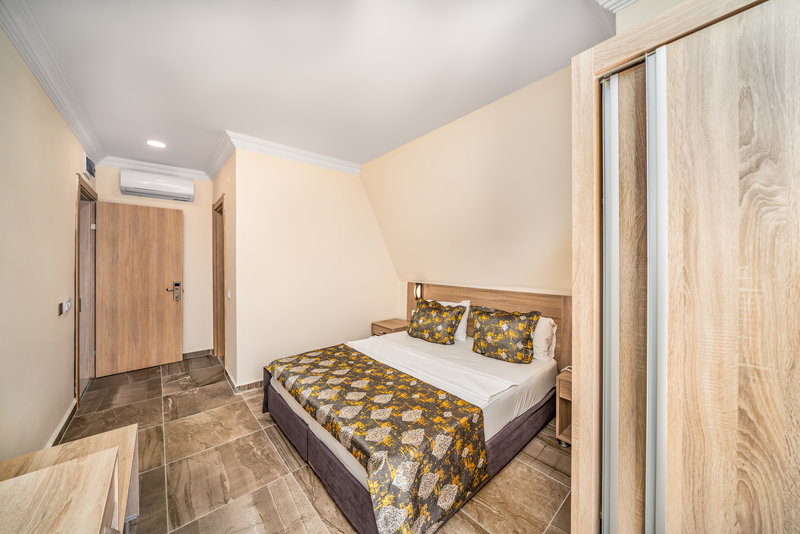 Arsi Paradise Beach Hotel 13