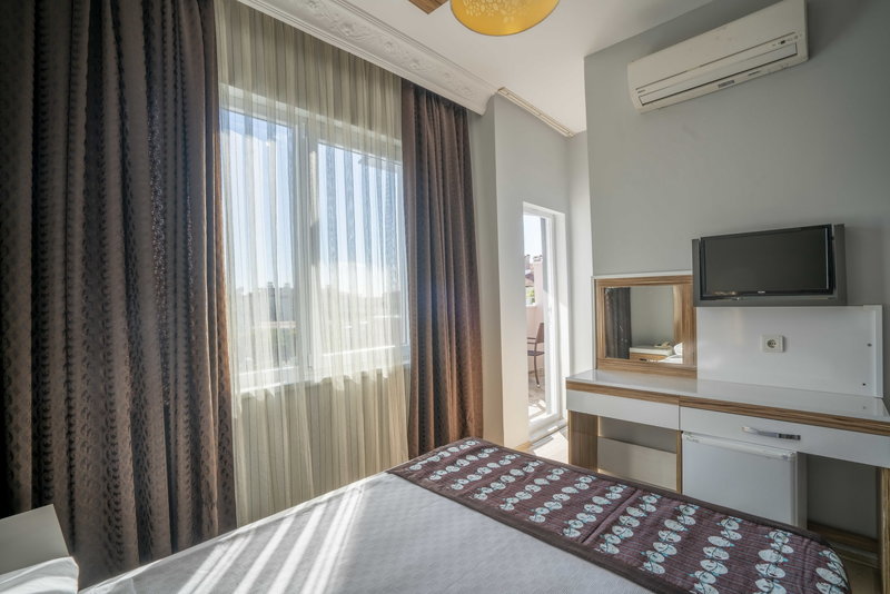 Aslan Corner Hotel 3