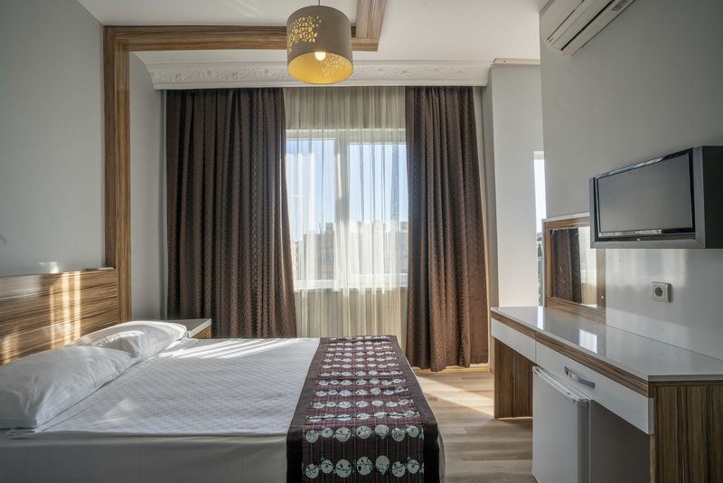 Aslan Corner Hotel 11