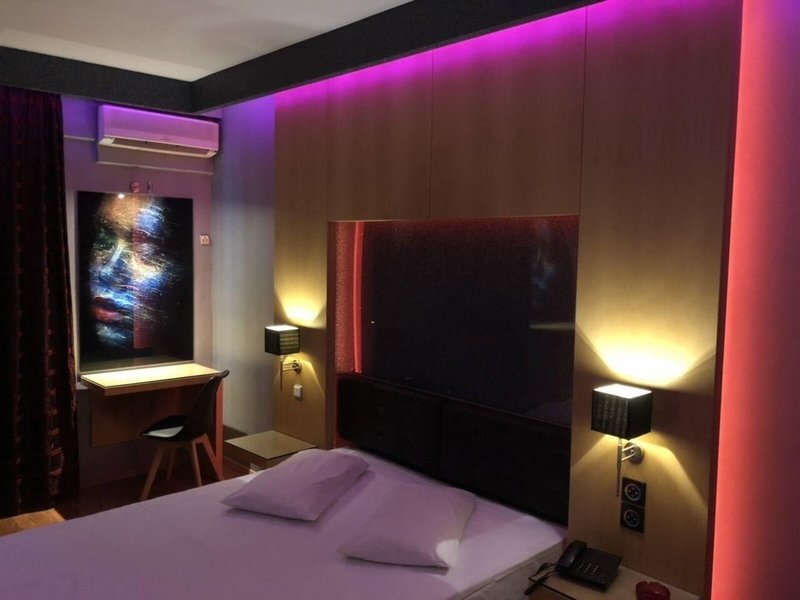 Olympic Hotel 11