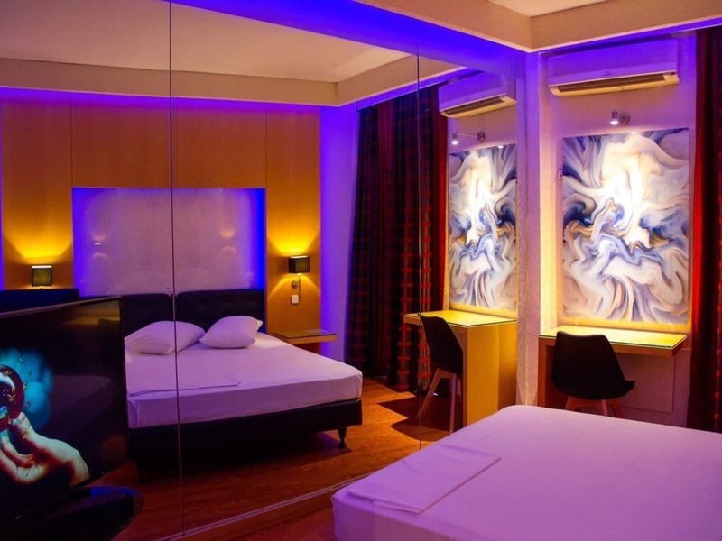 Olympic Hotel 13