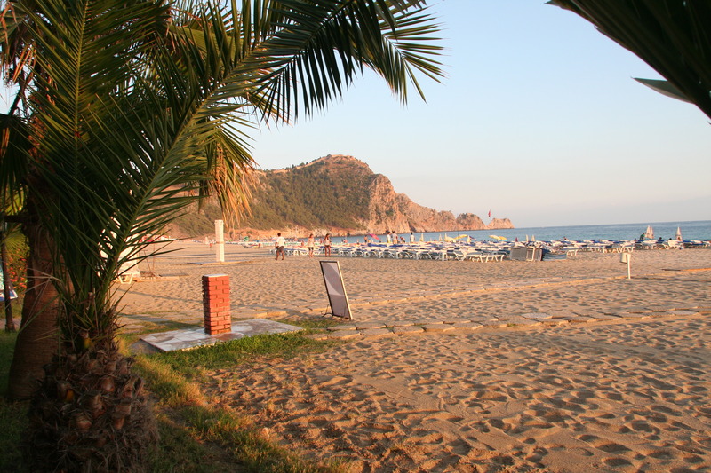 Elysee Beach Hotel 3