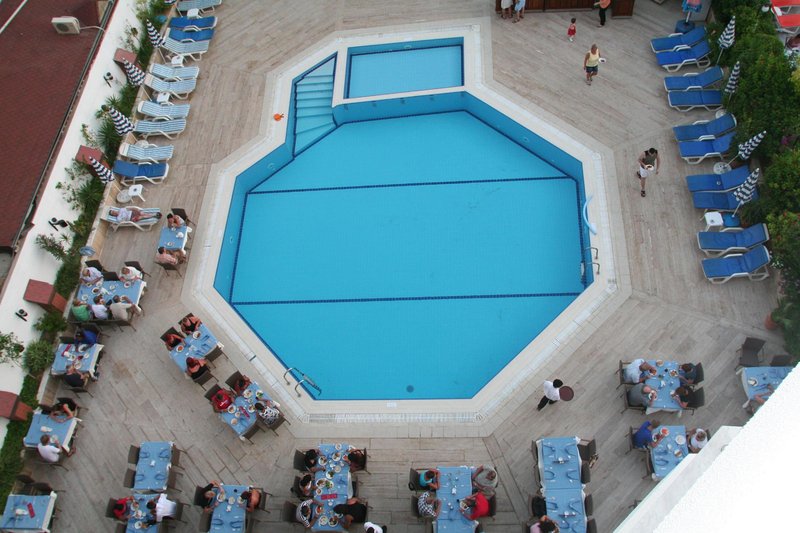 Elysee Beach Hotel 7