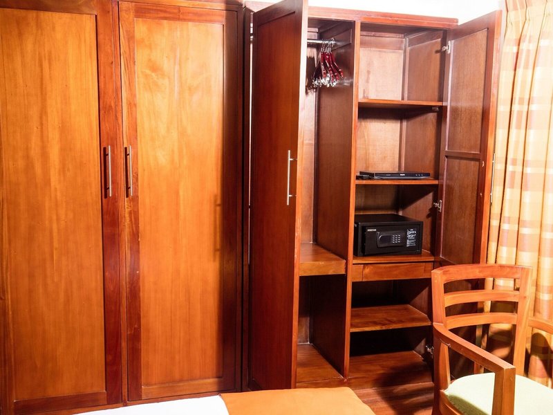 The Great Southern Hotel Colombo 16