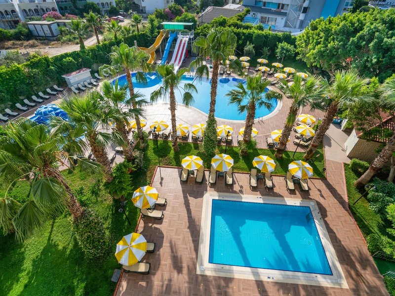 Gardenia Beach Hotel 33
