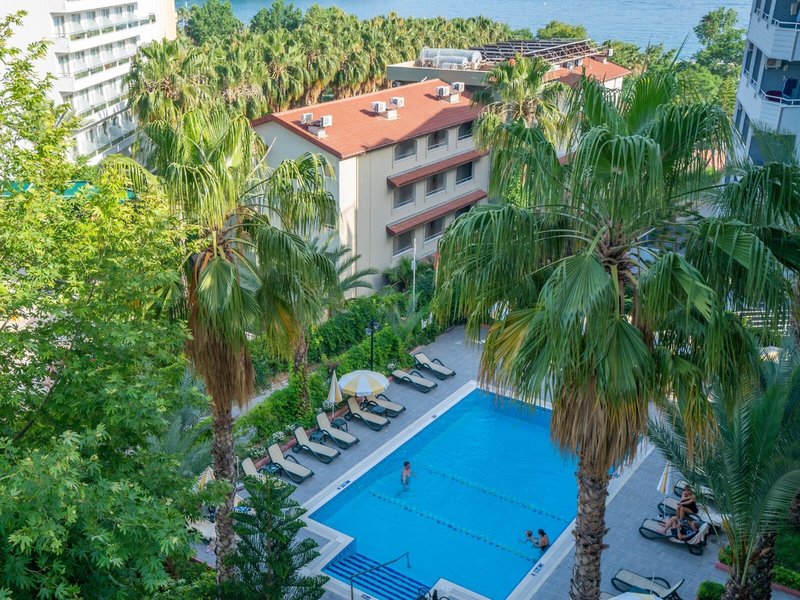 Gardenia Beach Hotel 36