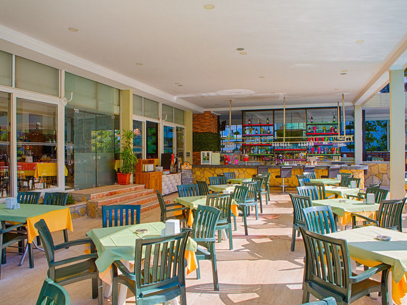 Gardenia Beach Hotel 46