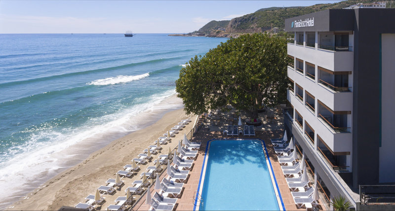 Floria Beach Hotel 4