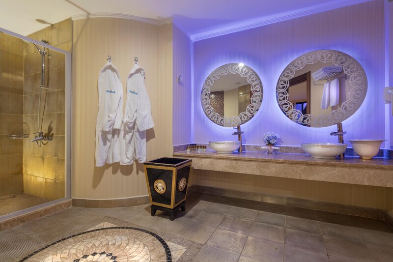 Granada Luxury Resort 222
