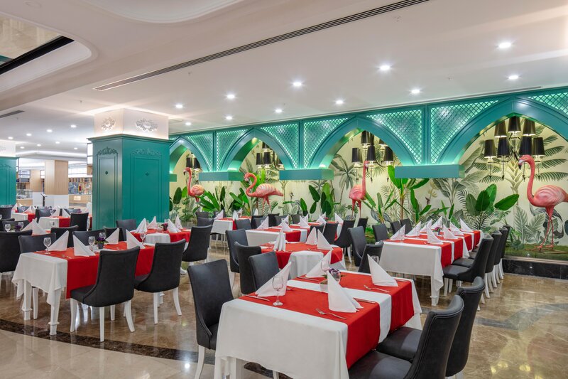 Granada Luxury Resort 250