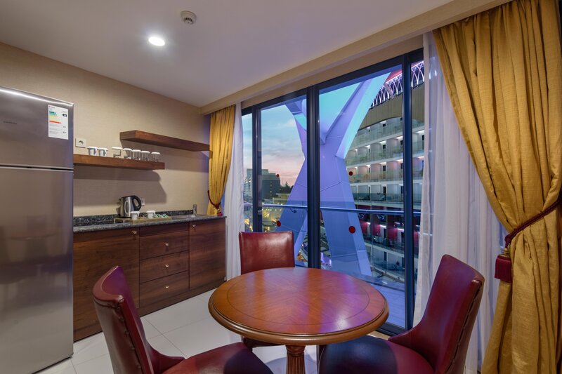 Granada Luxury Resort 255
