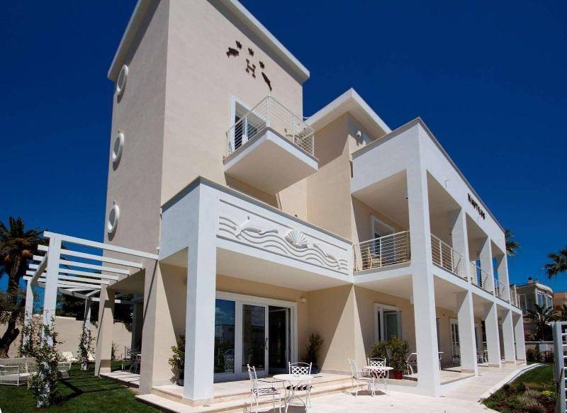 Hotel Nautilus 5 - Exterior