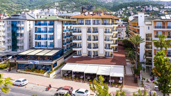 Kleopatra Ada Beach 1