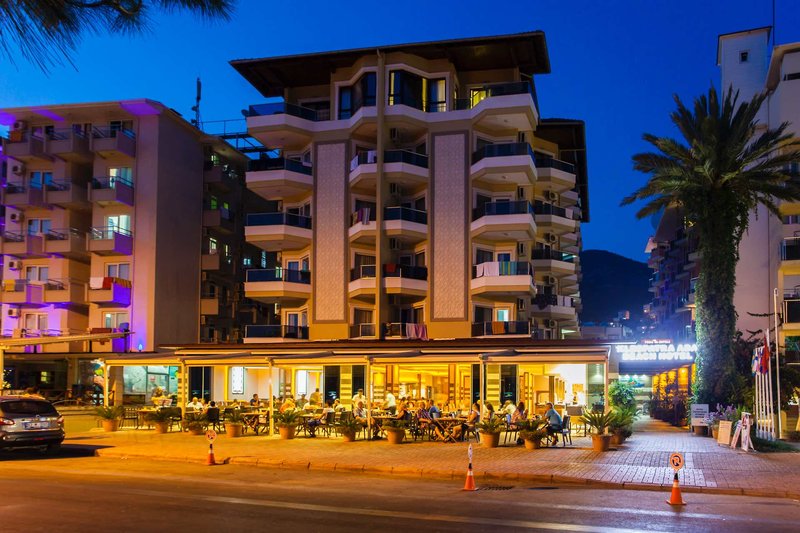 Kleopatra Ada Beach 1