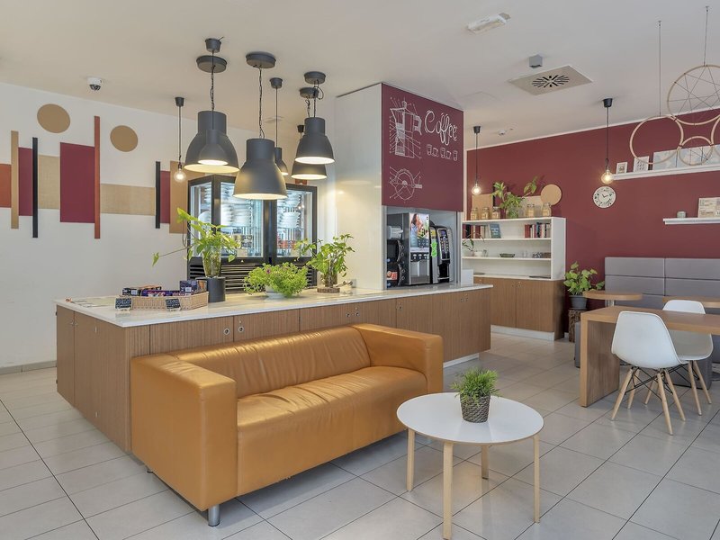 B&B Hotel Como 6 - Bar