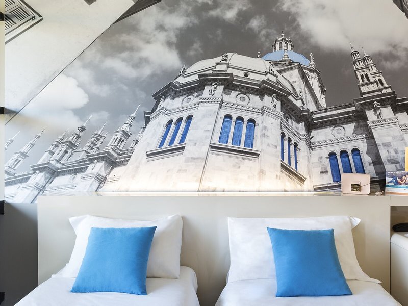 B&B Hotel Como 35 - Exterior