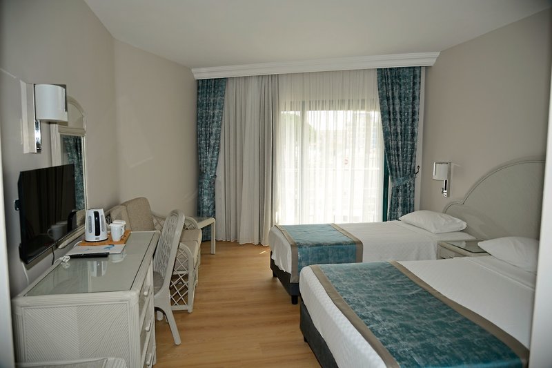 Aska Just In Beach 2