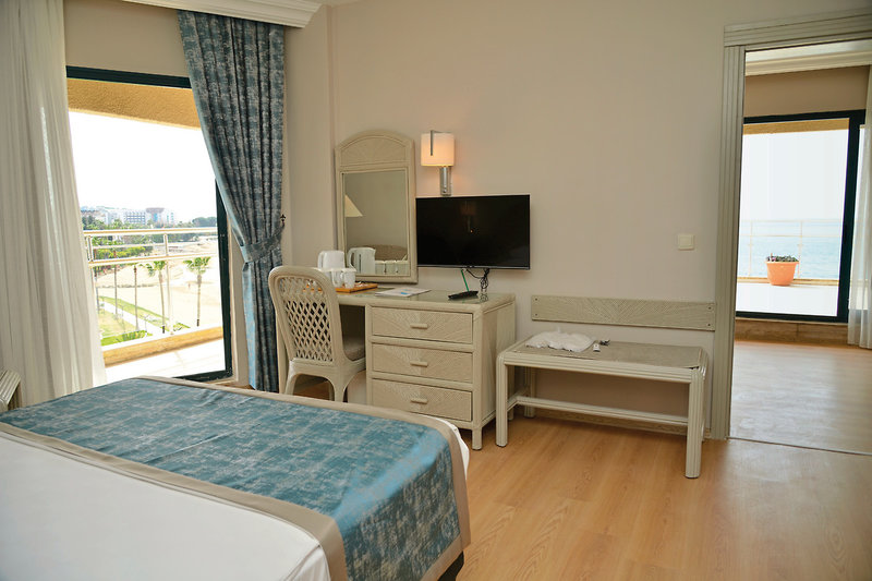 Aska Just In Beach 4