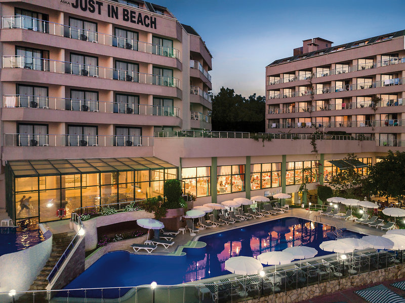 Aska Just In Beach 10