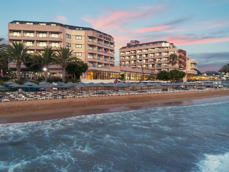 Aska Just in Beach 6