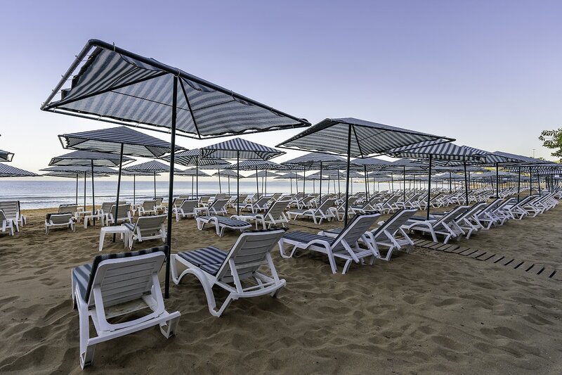 Aska Just in Beach 14