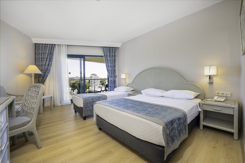 Aska Just in Beach 22