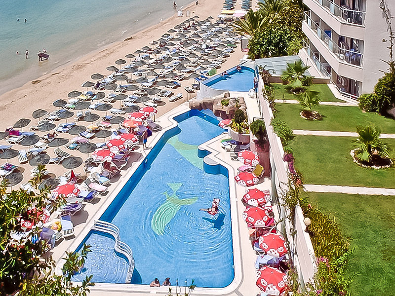 Aska Just in Beach 14