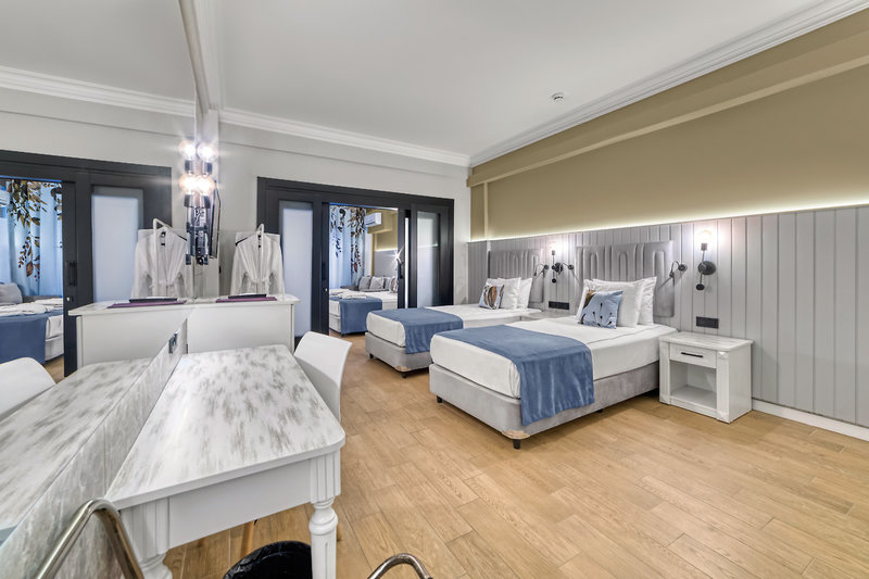 Seven Seas Palmeras Bay 9