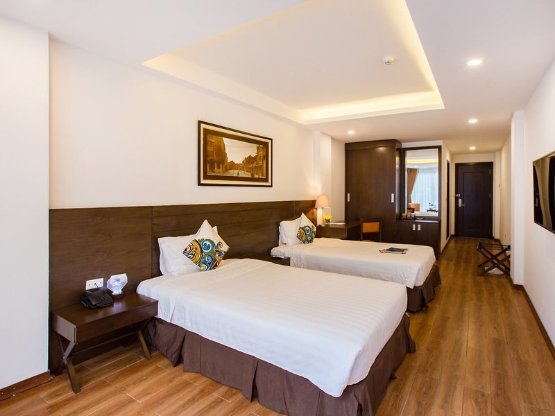 Thang Long Espana Hotel 27