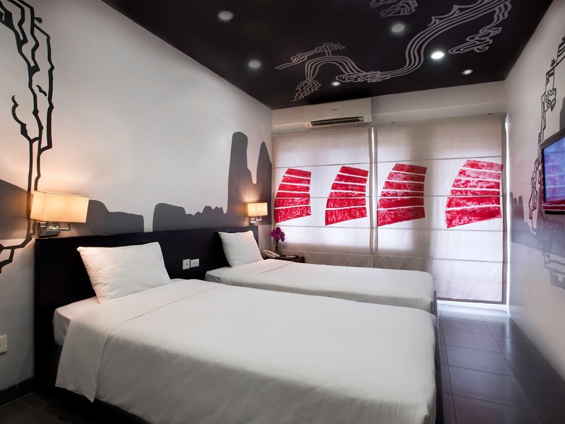 Thang Long Espana Hotel 33
