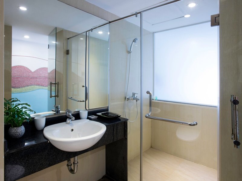 Thang Long Espana Hotel 41