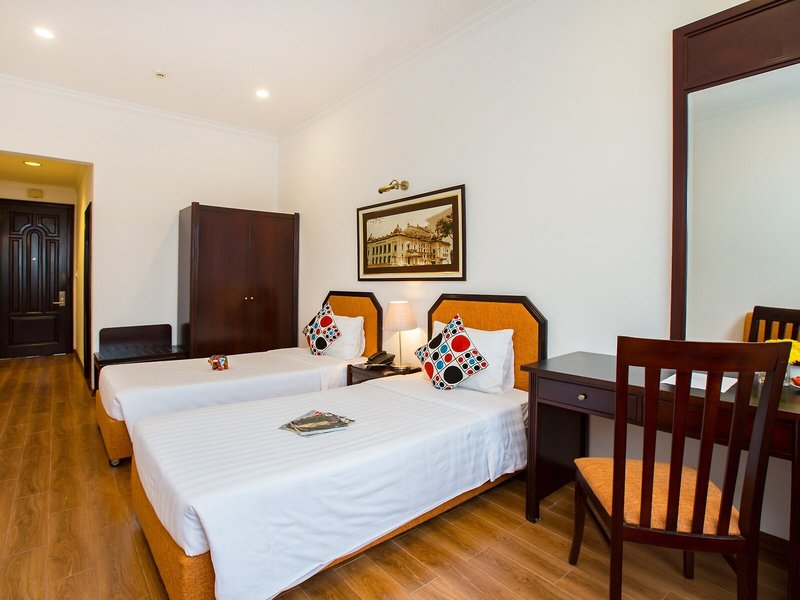 Thang Long Espana Hotel 44