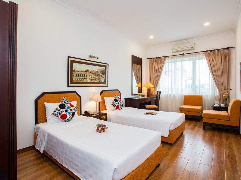 Thang Long Espana Hotel 46