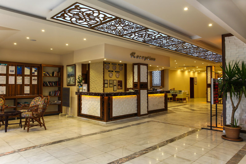 Kleopatra Beach Hotel 8