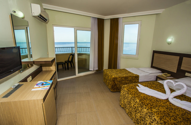 Kleopatra Beach Hotel 16