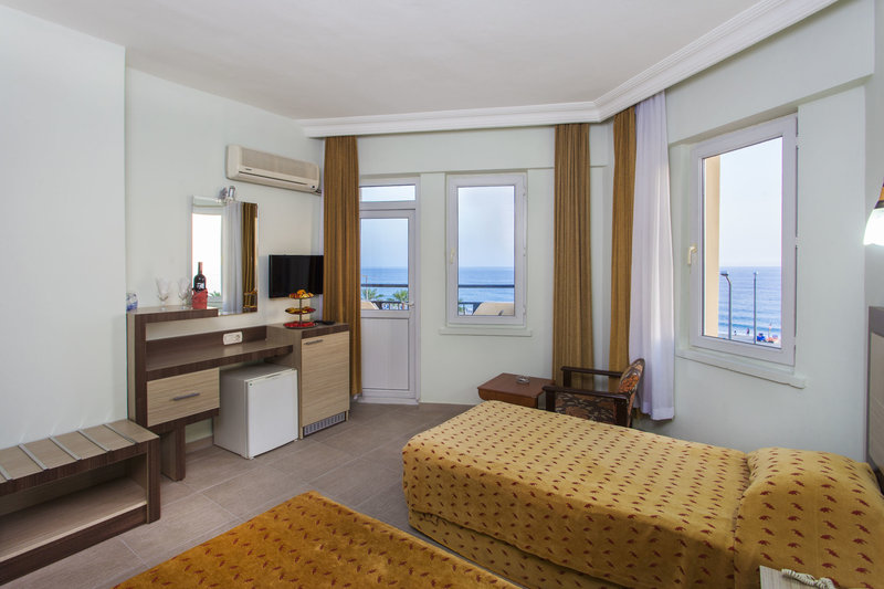 Kleopatra Beach Hotel 17