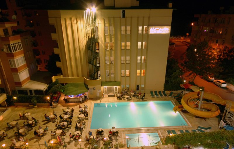 Kleopatra Beach Hotel 12