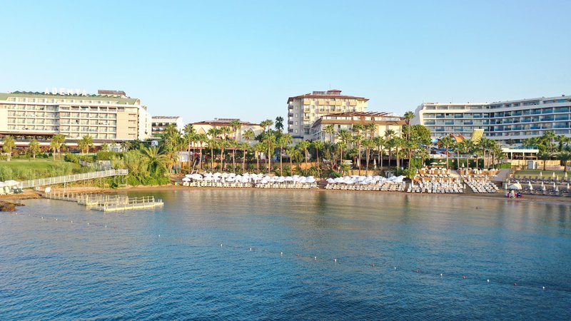 EOS Beach Resort  12