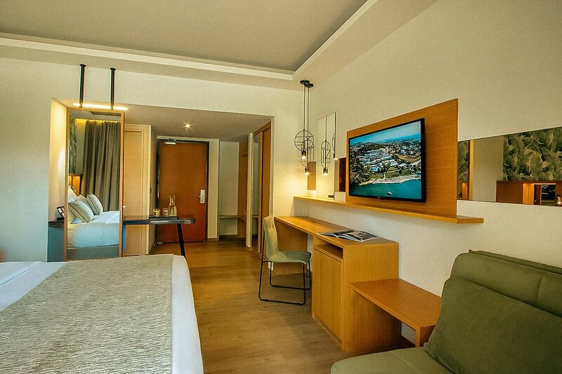 Dolce Athens Attica Riviera 75