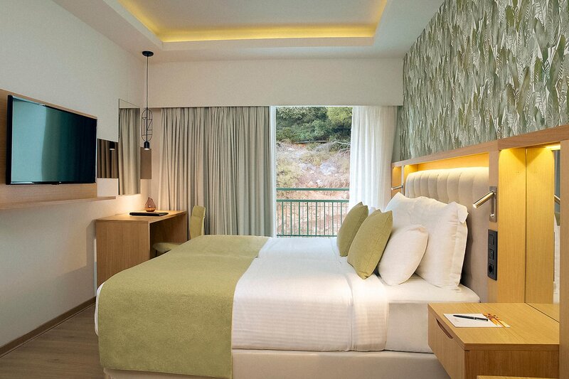 Dolce Athens Attica Riviera 80