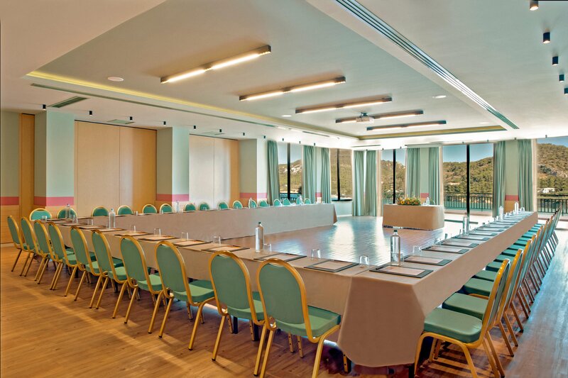 Dolce Athens Attica Riviera 170