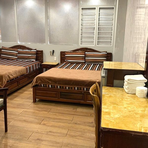 Hoang Yen Nhi Hotel 10