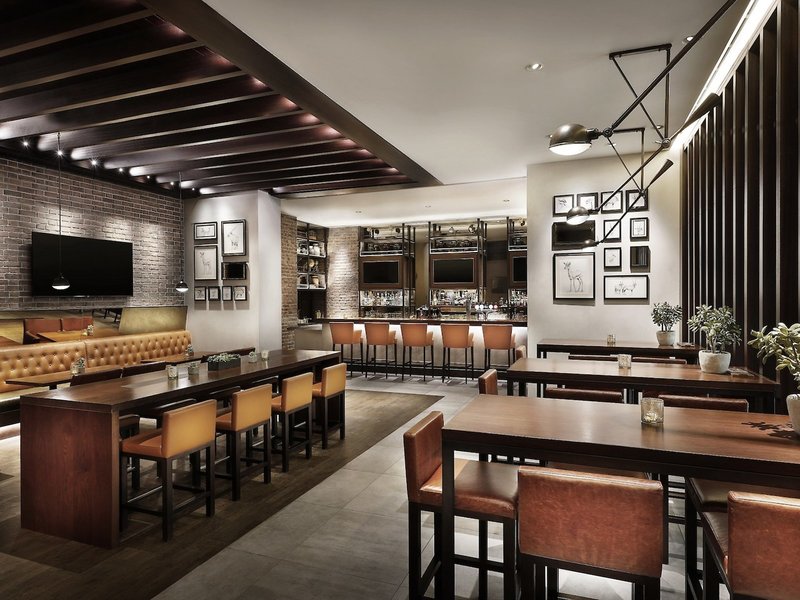 Hilton Garden Inn Dubai, Mall Avenue 7