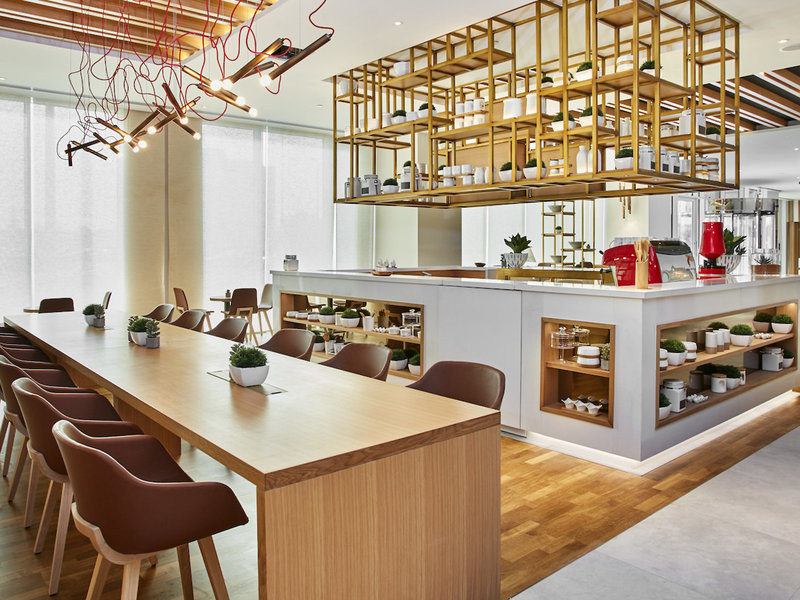 Hilton Garden Inn Dubai, Mall Avenue 9