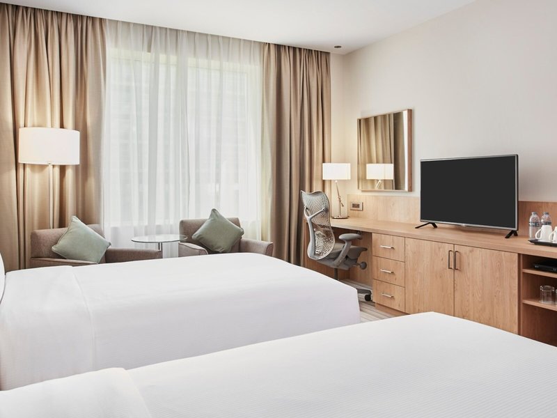 Hilton Garden Inn Dubai, Mall Avenue 24