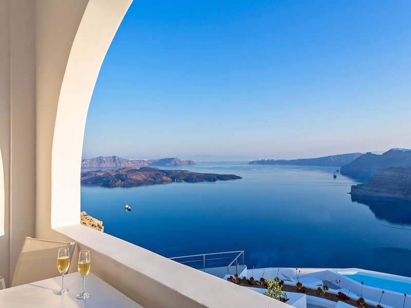 Alti Santorini Suites 2