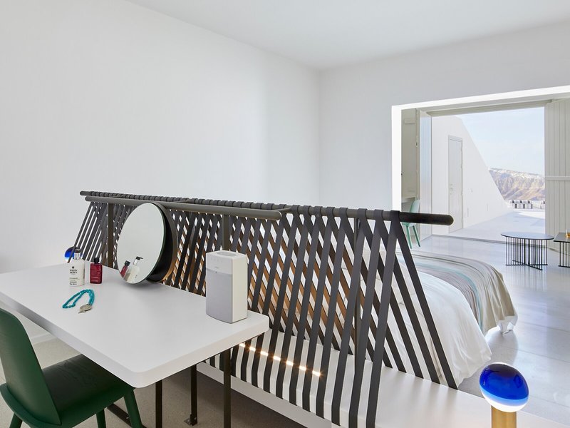 Alti Santorini Suites 27